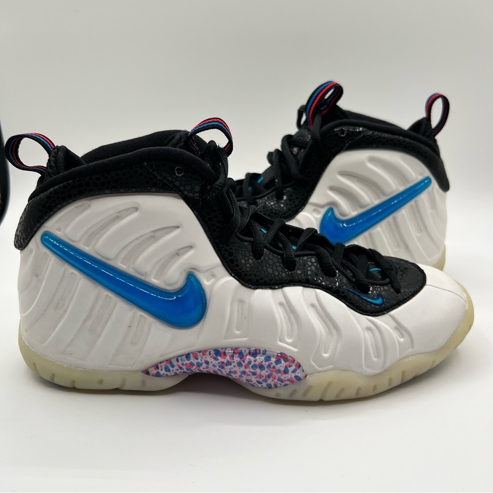 Nike Little Foamposite basketball shoes